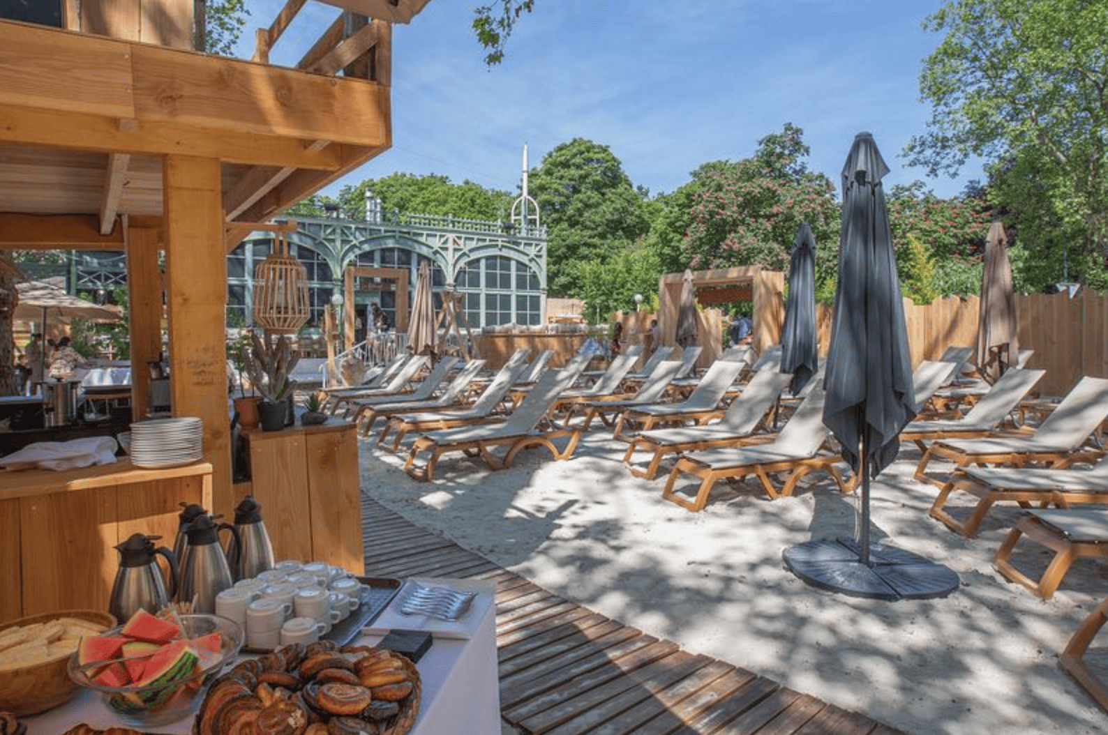 Beach Parisienne